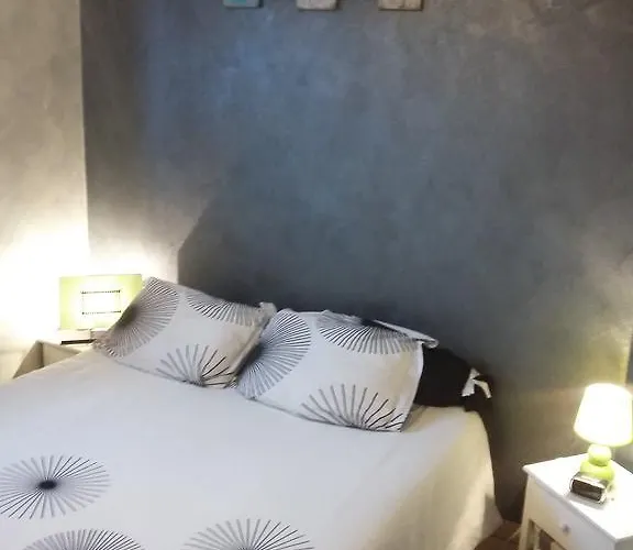 Les Mysteres D'omaha Chalet *