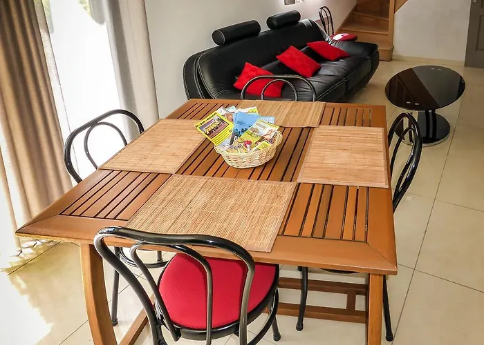 Les Mysteres D'omaha * Surrain